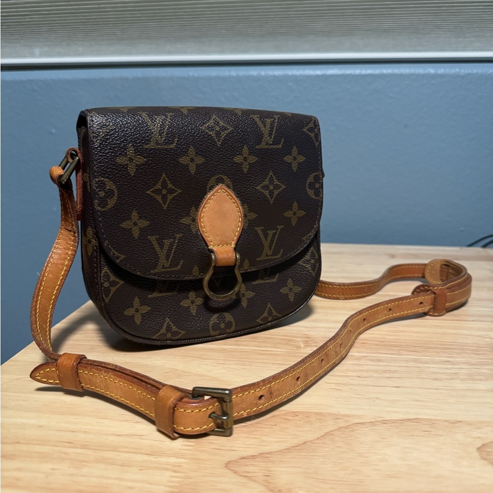 Louis Vuitton St Cloud